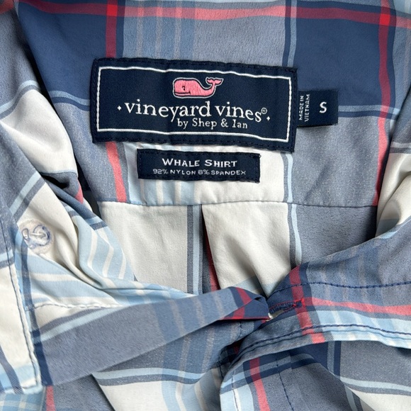 Vineyard Vines Men’s Whale Shirt | small | red white & blue plaid - Picture 5 of 6